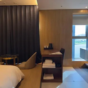 티티 2 , 부산광역시 대한민국